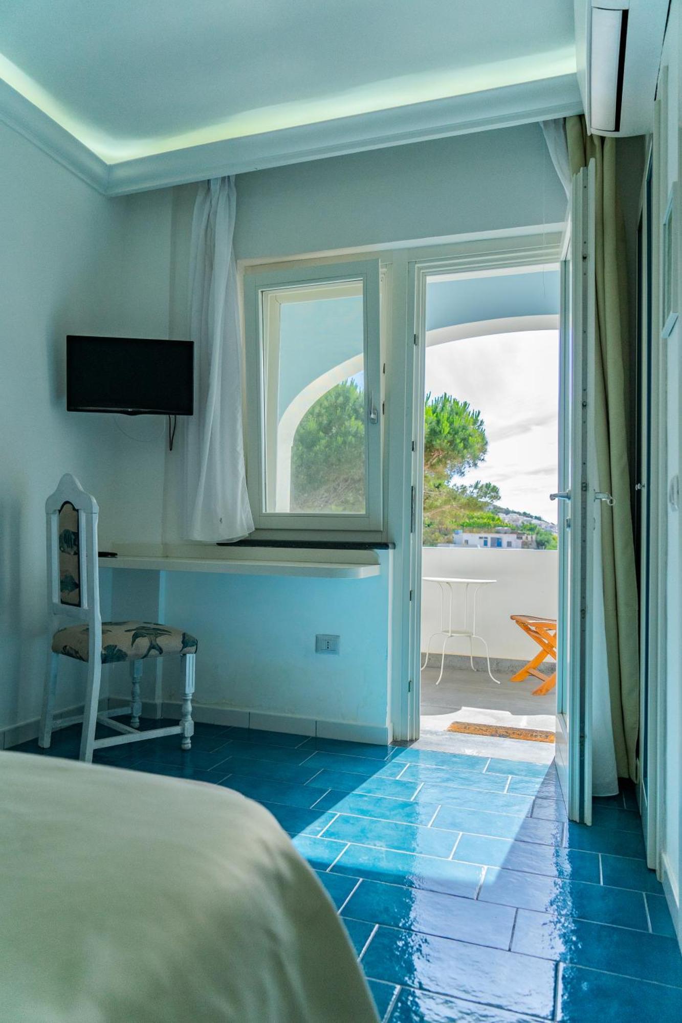 Villa Acacia ปอนซา ภายนอก รูปภาพ