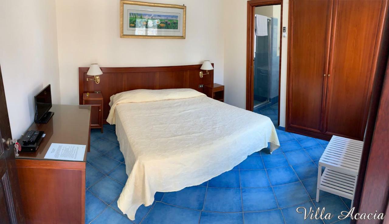 Villa Acacia ปอนซา ภายนอก รูปภาพ